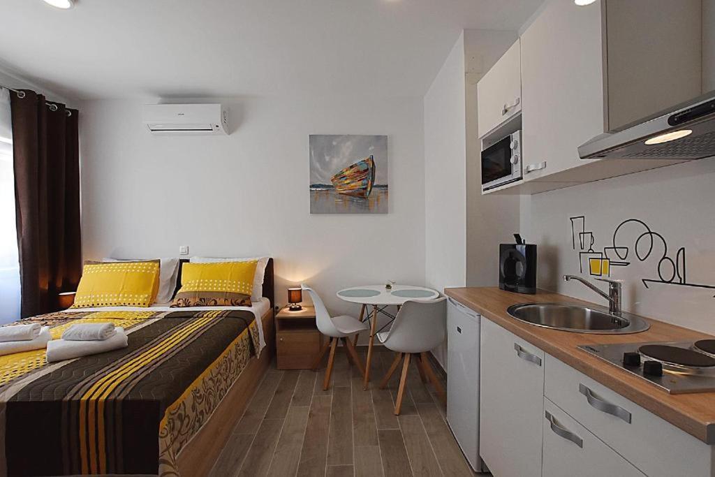 Apartamento Roko & Borna Self Check - In Zadar Exterior foto